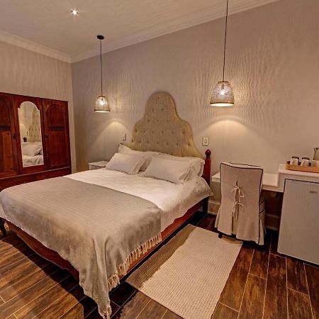 Lagoon Suites Guesthouse Cc 월브스베이 외부 사진