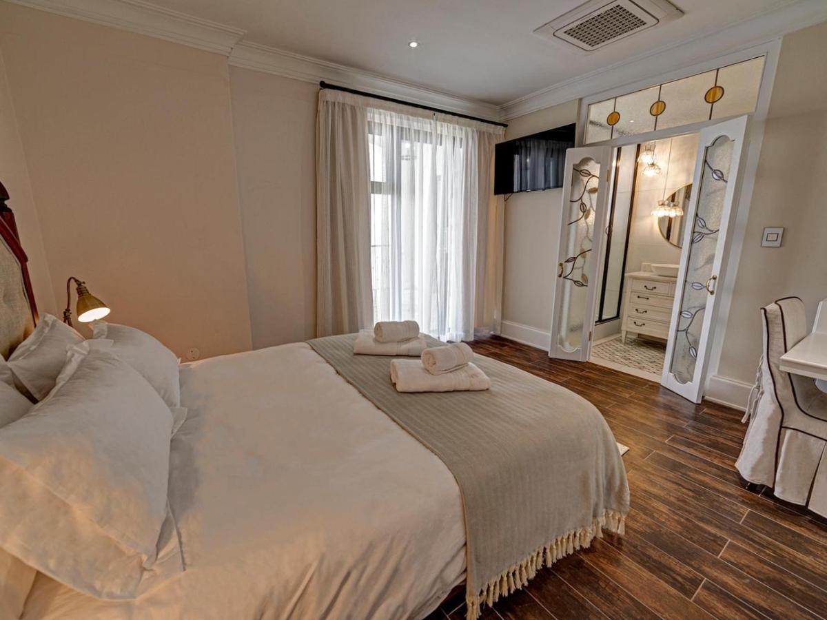 Lagoon Suites Guesthouse Cc 월브스베이 외부 사진