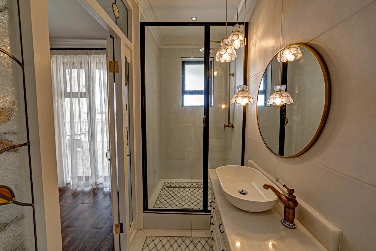 Lagoon Suites Guesthouse Cc 월브스베이 외부 사진
