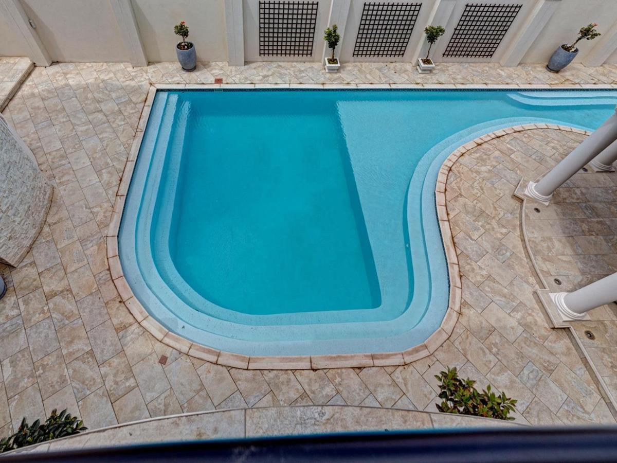 Lagoon Suites Guesthouse Cc 월브스베이 외부 사진